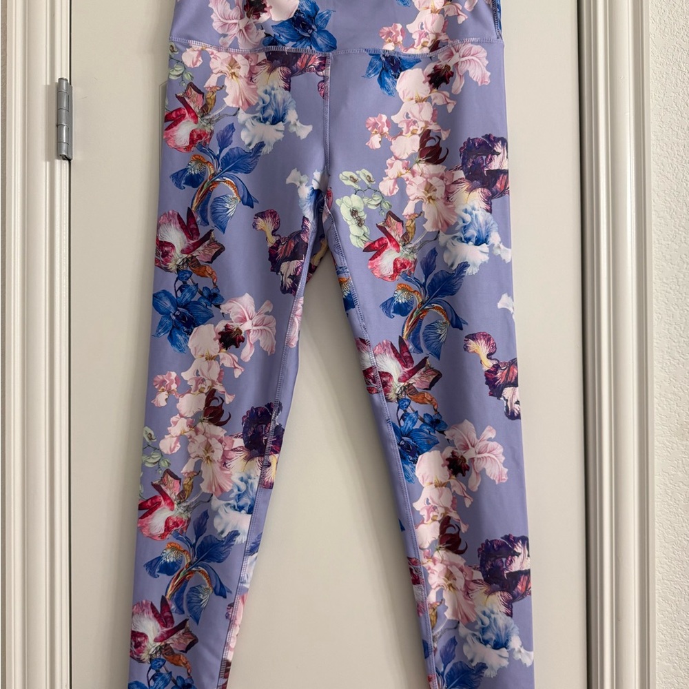 KYODAN Women's Floral Leggings - Lavender and Multicolor